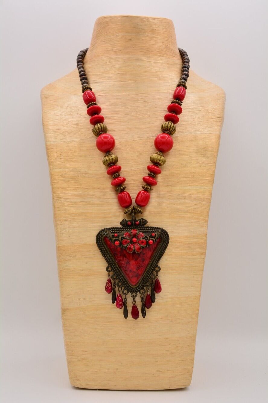 Vintage Necklace Red Beaded Wooden Dangle Cabochon Heavy Chunky Designer Bin3A